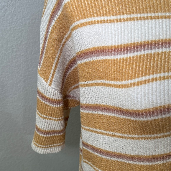 American Eagle Striped Mustard and White Women's Slouchy Waffle Top - Picture 6 of 8